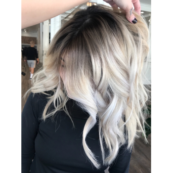 How To Blend Dark Roots With Bleached Or Blonde Hair At Home